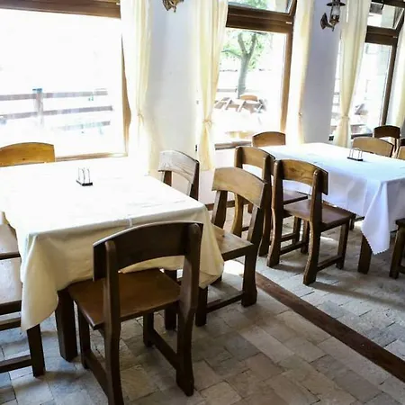 Delchovski فندق 3*