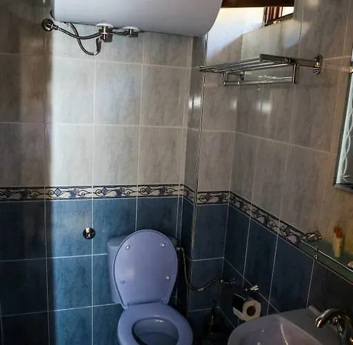 делчовски 3*