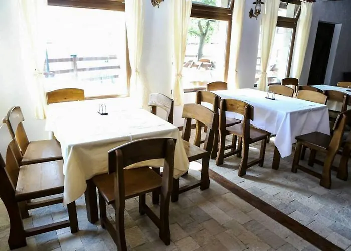 делчовски Хотел 3*